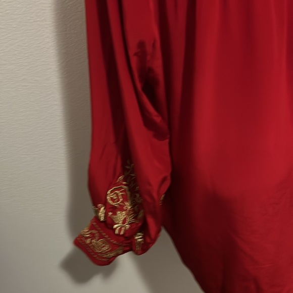 Diane Von Furstenburg silk blouse - Picture 6 of 8